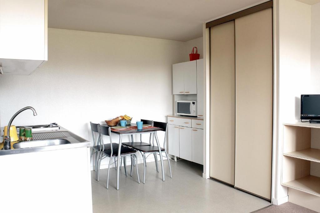 Residence Les Temporis Bretteville Sur Odon Екстер'єр фото