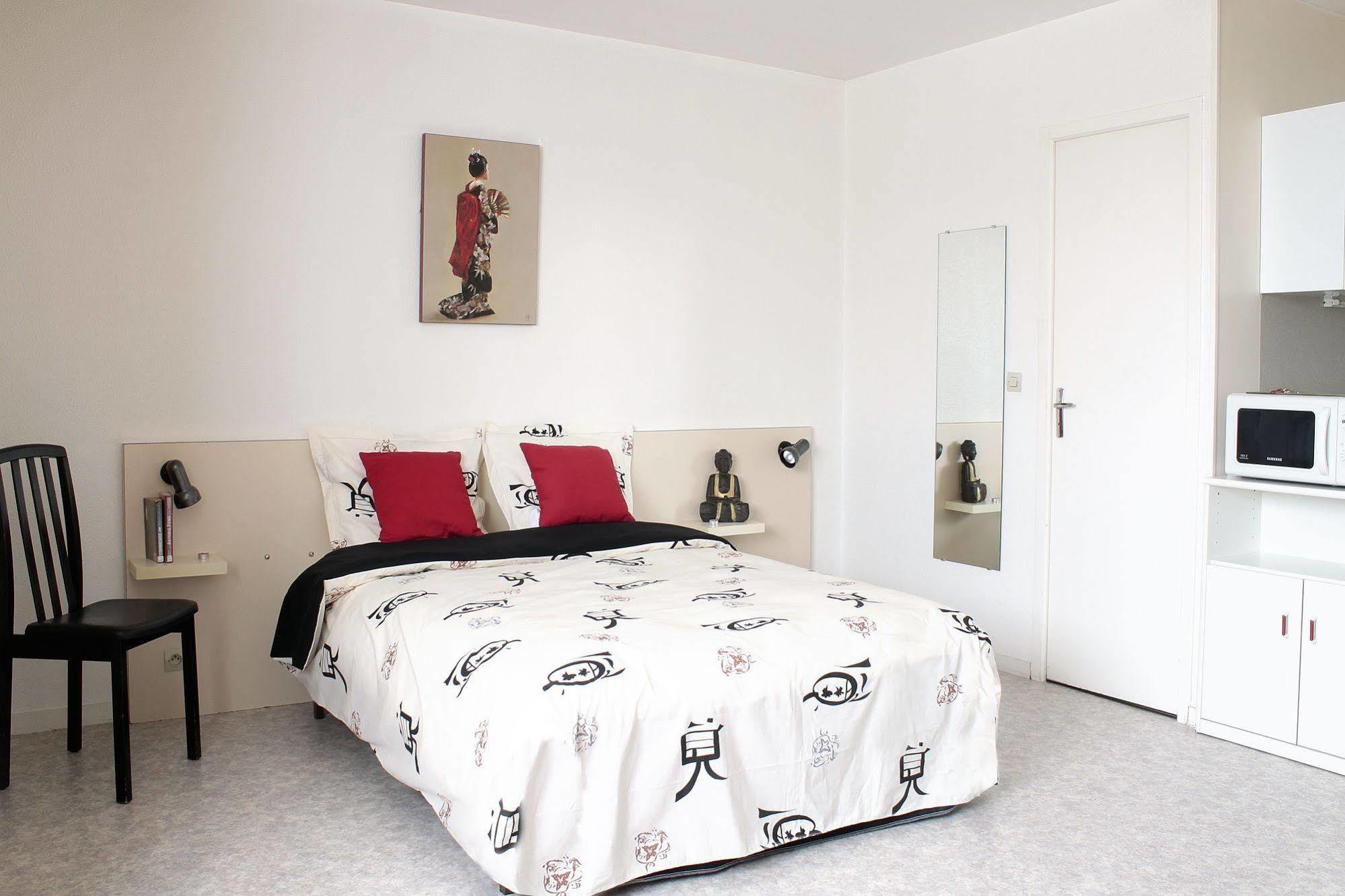 Residence Les Temporis Bretteville Sur Odon Екстер'єр фото